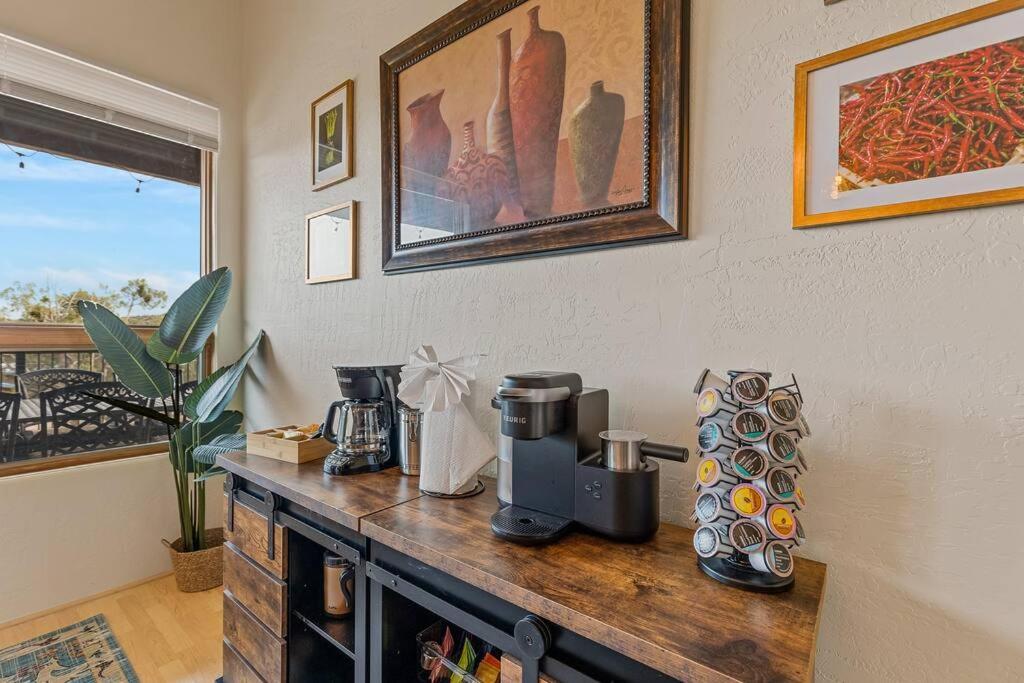 Close To Fresh Creek! Sleeps 12 ~ Amazing Views W/Serene Open Space ~ Hot Tub + Game Room ~ Trails Outside 塞多纳 外观 照片