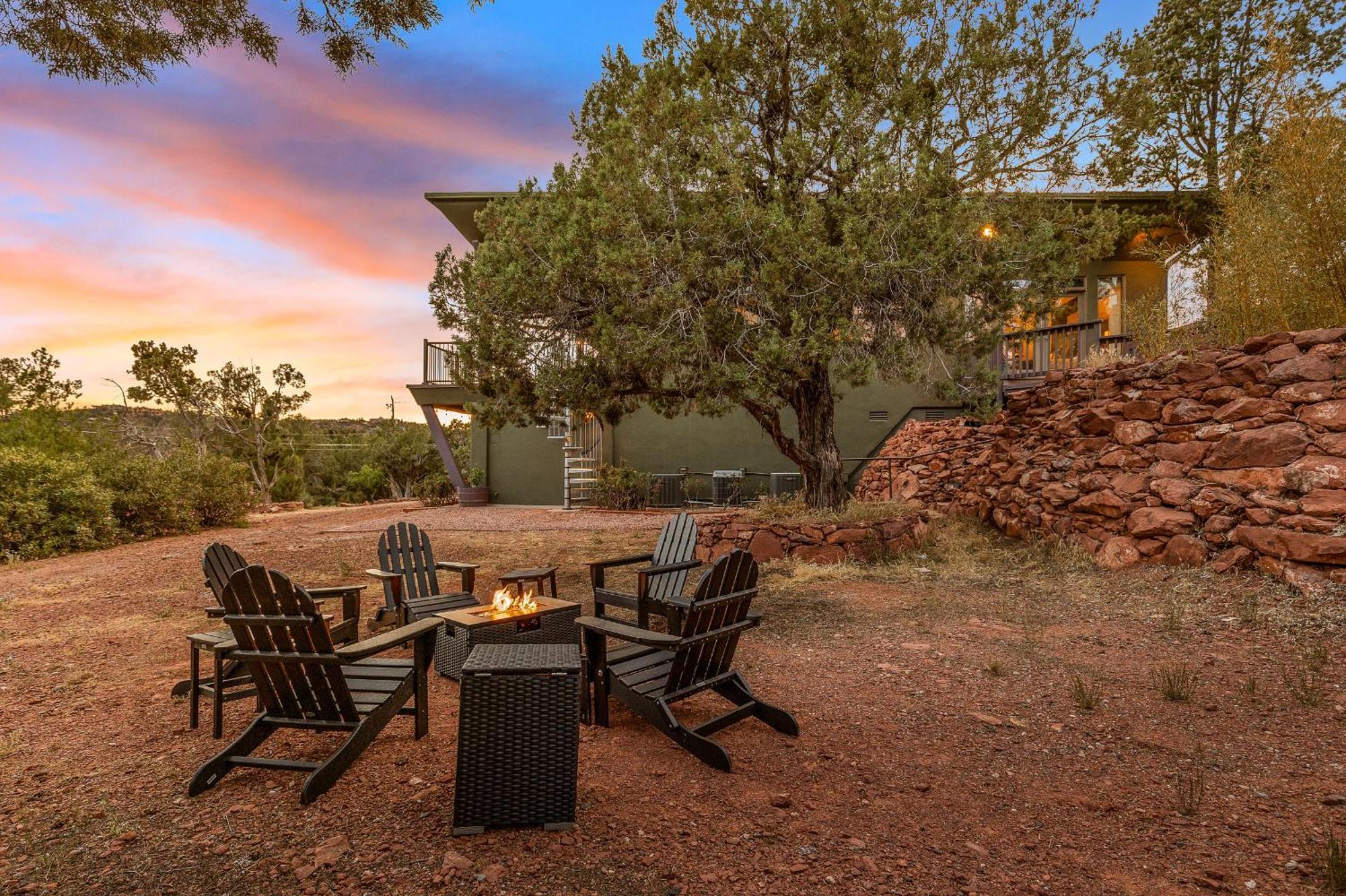 Close To Fresh Creek! Sleeps 12 ~ Amazing Views W/Serene Open Space ~ Hot Tub + Game Room ~ Trails Outside 塞多纳 外观 照片